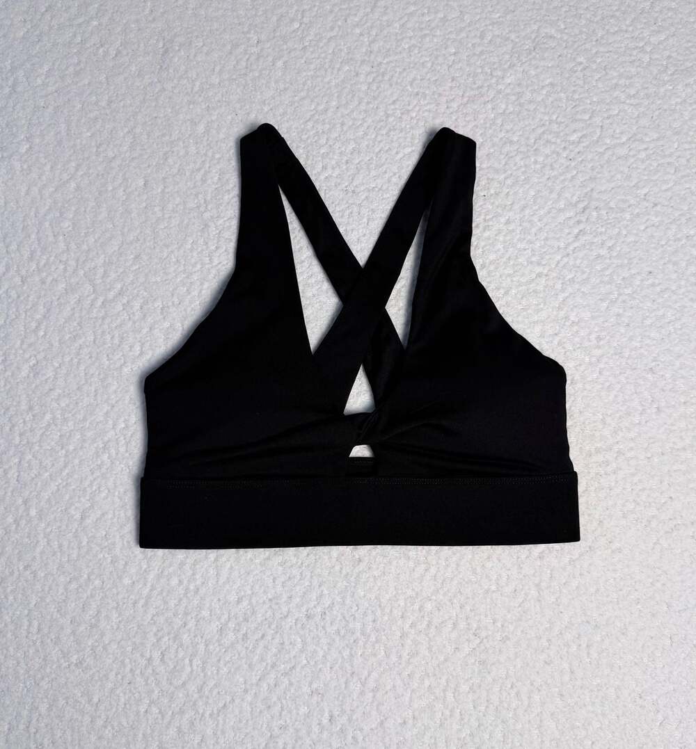 Fabletics Black Twist Front Crossback Sports Bra Size S